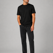 Mace T-shirt Glans heren – kleur zwart, gedragen door model